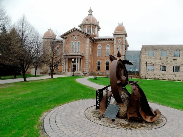 Public Square - Image 2