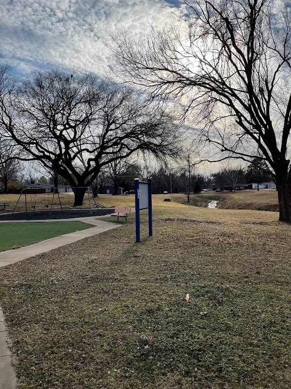 Myers Park - Image 1