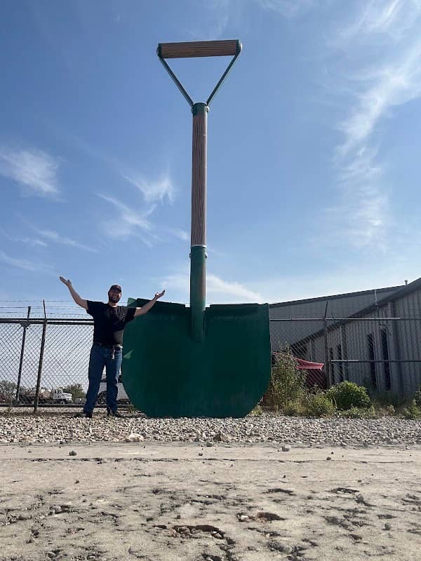 Largest Shovel in Texas - Image 2