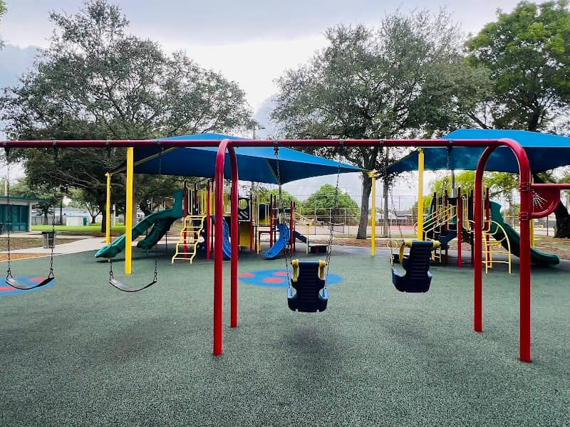 Myrtle Grove Park - Image 3