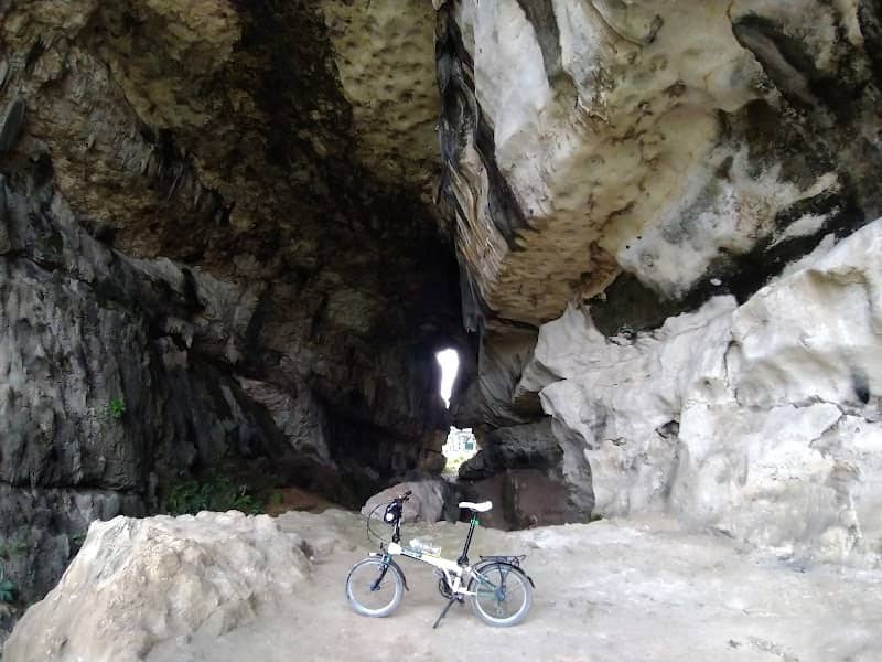 Gua Stone - Image 1