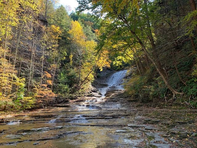 Gorge Trail - Image 3