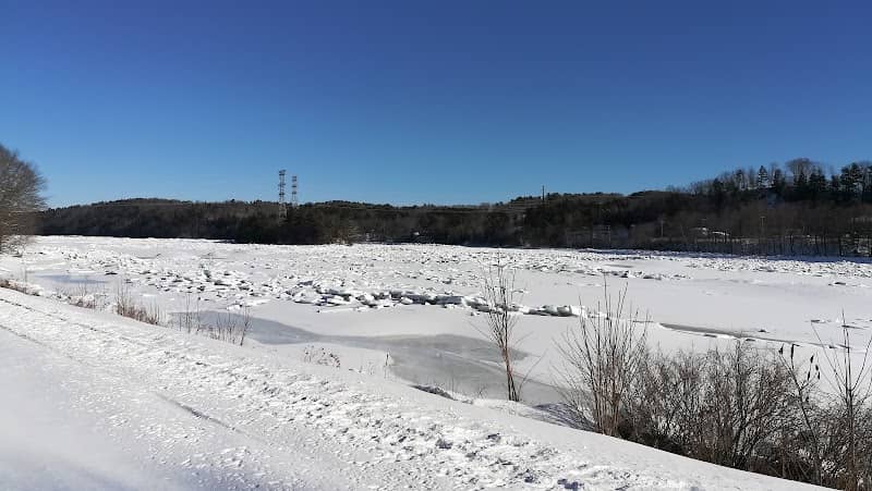 Kennebec River Rail Trail South Trailhead - Image 1