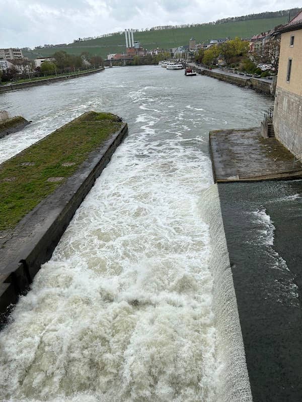 Waterfront Am Main Würzburg - Image 2