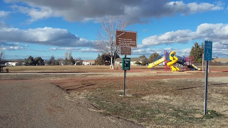 Sunflower Park - Image 1