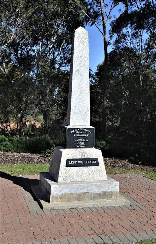 Keane War Memorial Gardens - Image 1