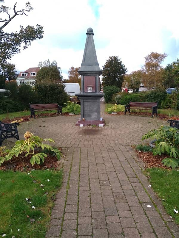 Coronation Memorial Gardens - Image 1