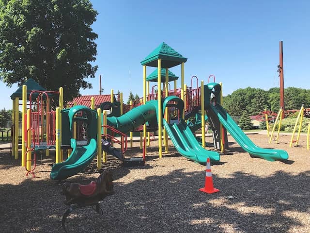 Sitzer Park - Image 1
