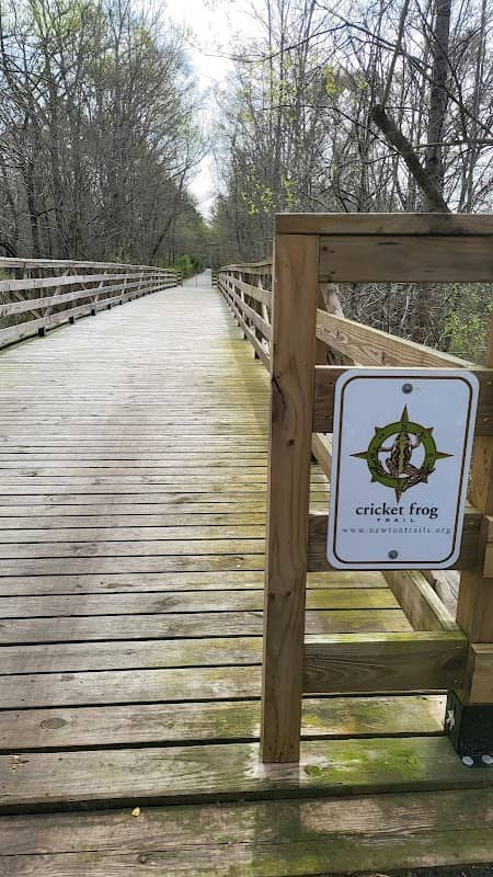 Cricket Frog Trail access - Image 1