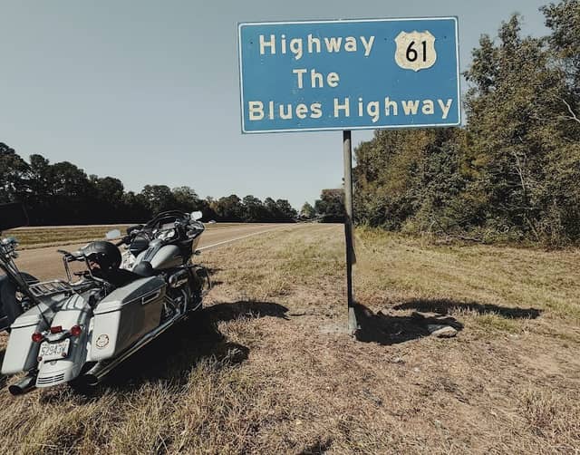 Blues Highway sign - Image 1