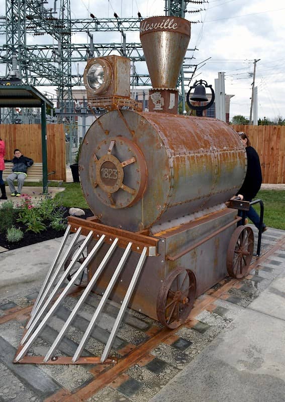 Riverwalk Depot Pocket Park - Image 2