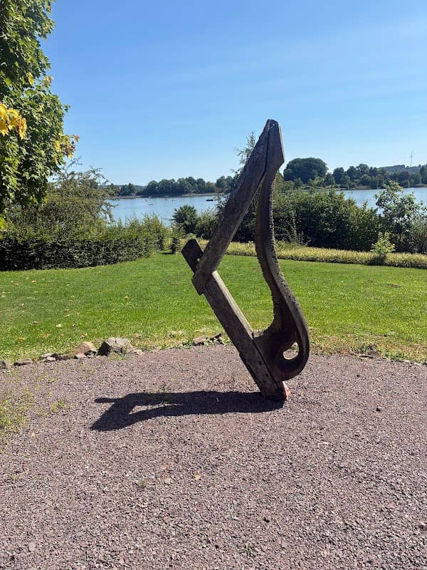 Skulptur am See - Image 1