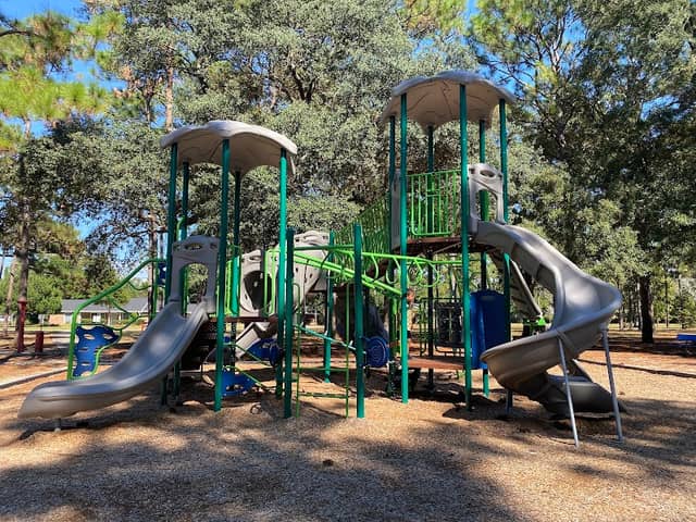 Scenic Heights Park - Image 1
