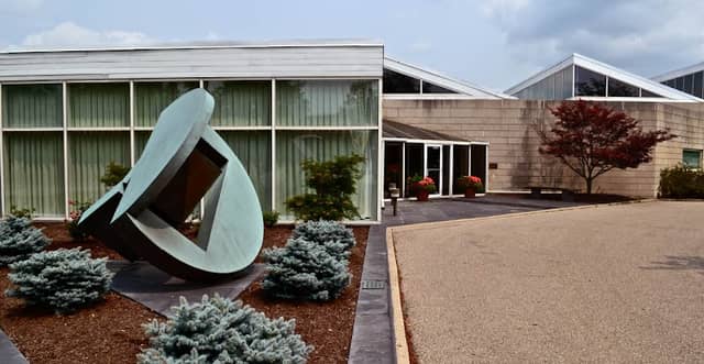 Richard and Carole Cocks Art Museum - Image 1
