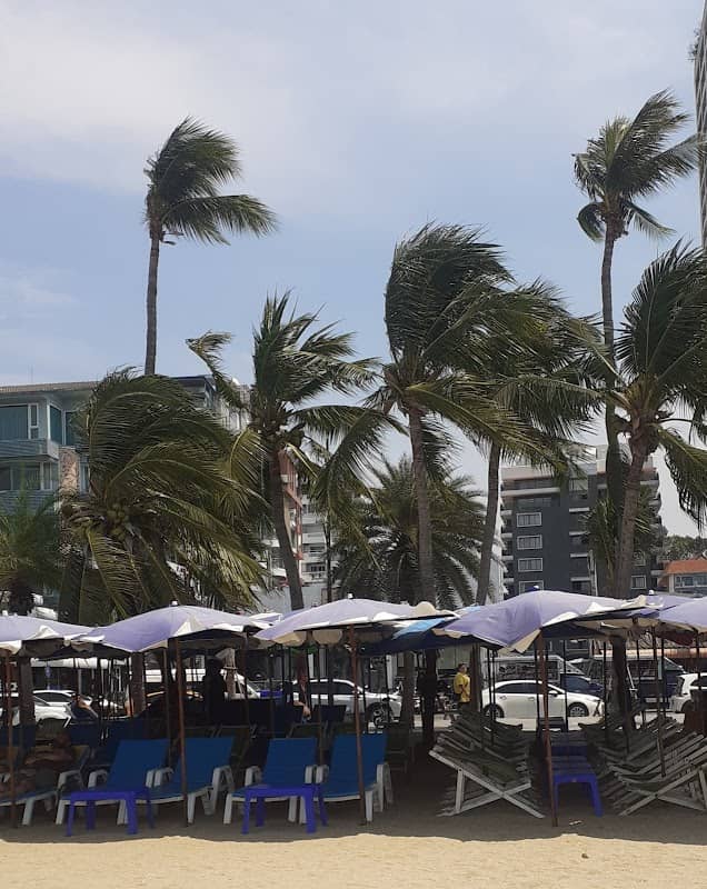 หาดโค้งดุสิต North-Pattaya Beach - Image 2