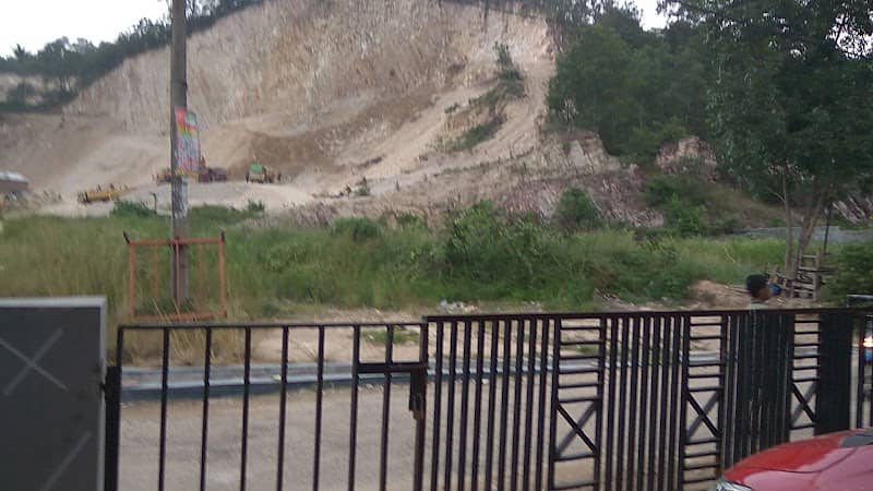 Gunung Batu - Image 1