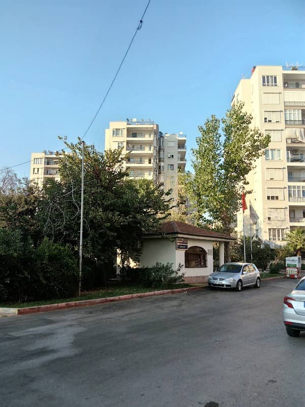 Park - Image 1