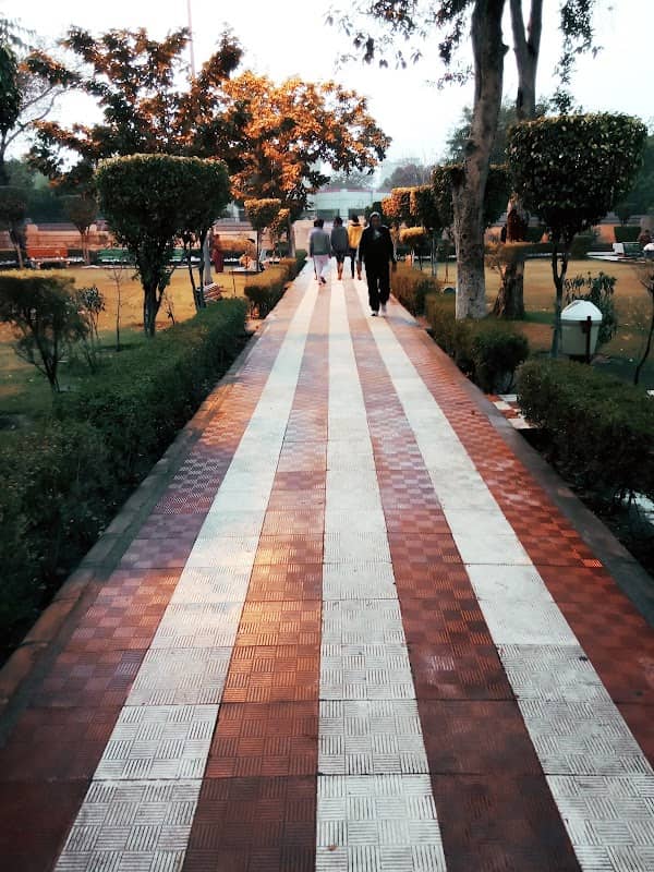 Double Park - Image 1