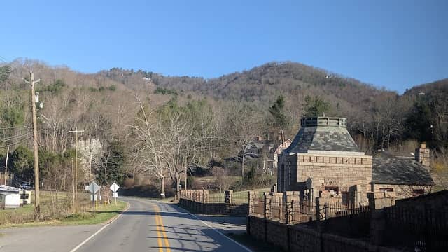 Lewis Memorial Park - Image 1