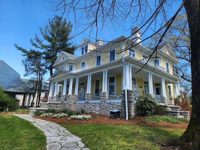Gertrude Smith House - Image 1