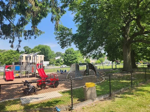 Depot Square Park - Image 3