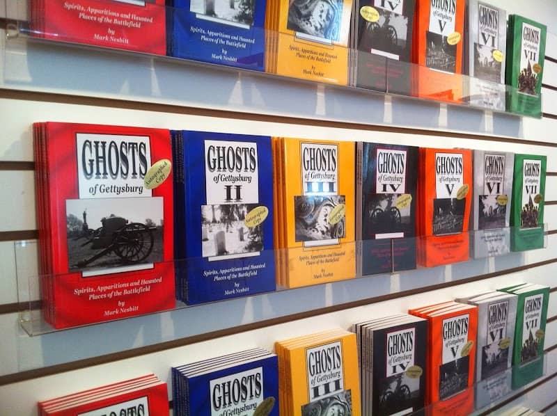 Mark Nesbitt's Ghosts of Gettysburg Candlelight Walking Tours - Image 2