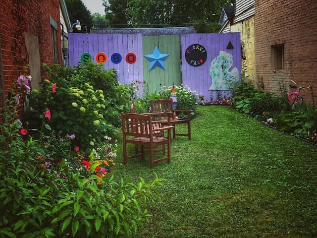 Sobo Pocket Park - Image 1