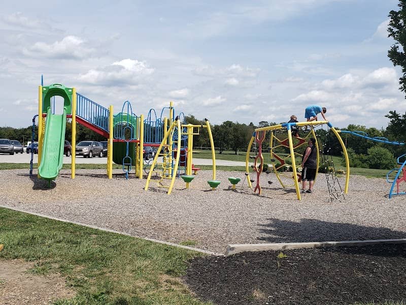Lincoln Ridge Park - Image 1