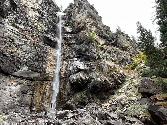 Rainbow Falls Trailhead - Image 1