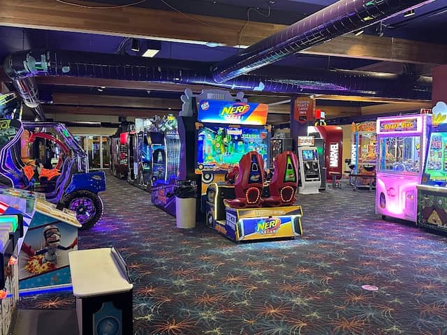 Funland Entertainment Center - Image 2