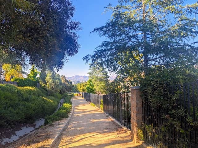 Bear Valley Park - Image 2