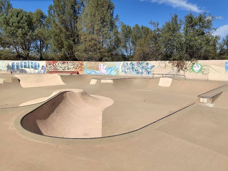 Overlook Park - Image 1