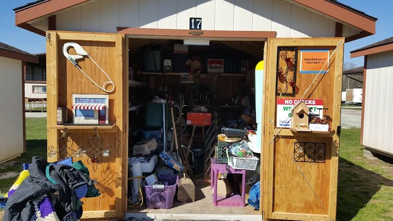 White's Farm Flea Market and Auctioneers - Image 1