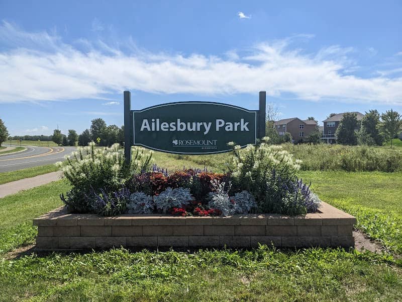 Ailesbury Park - Image 2