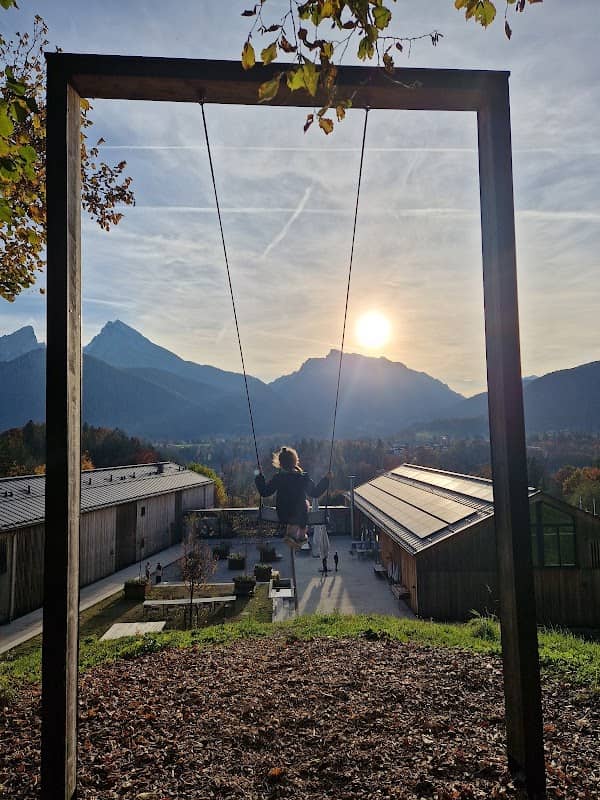 Schaukel mit Blick auf den Watzmann - Image 3