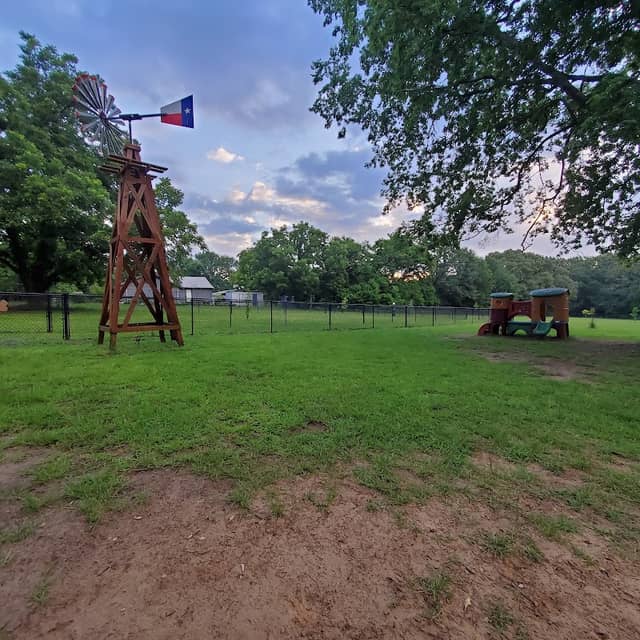 City of Lindale Dog Park - Image 1