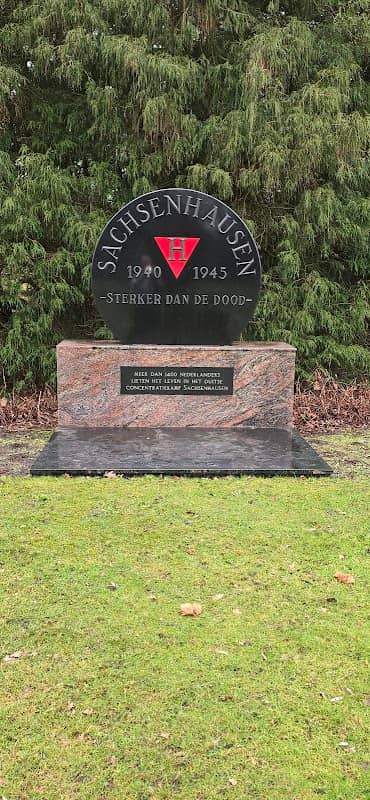 Oorlogsmonument Sachsenhausen - Image 1
