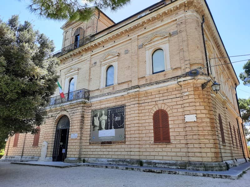 Museo Archeologico Nazionale d'Abruzzo "Villa Frigerj" - Image 2