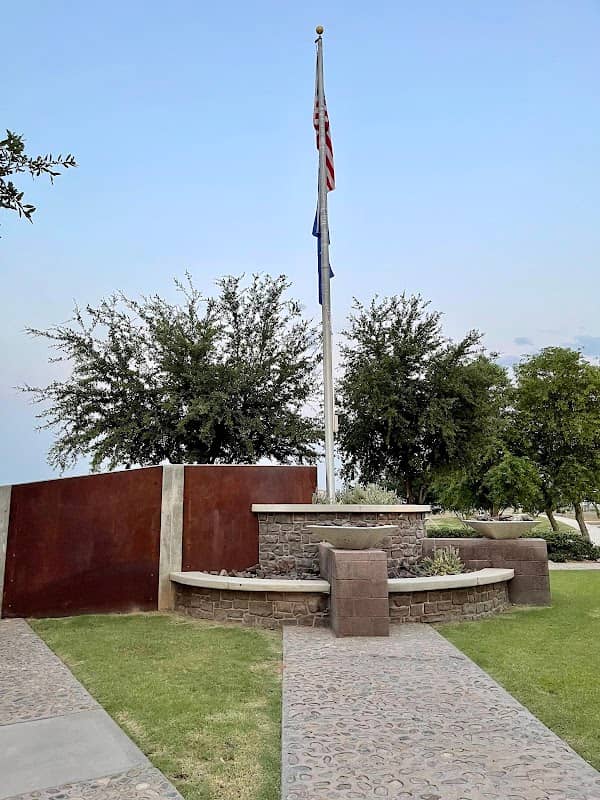 Aviator Memorial - Image 2