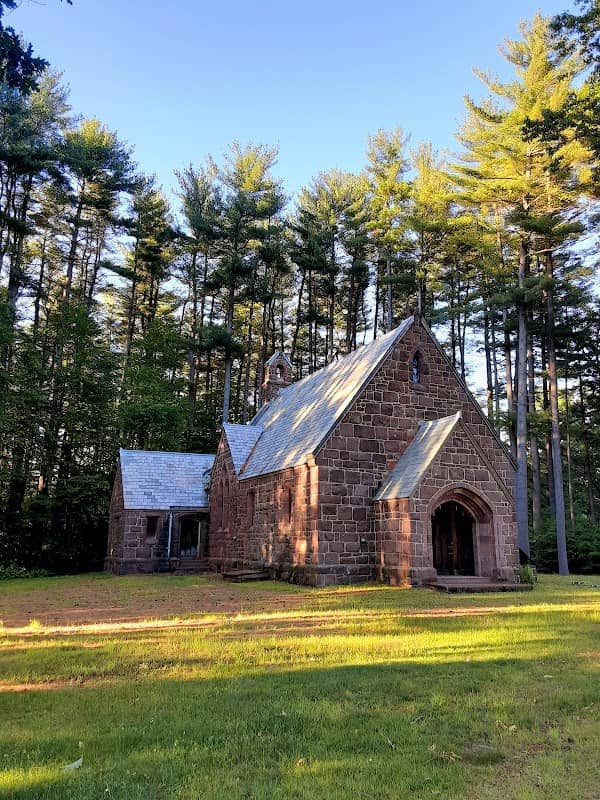 The Chapel at Green River Cemetery - Image 1