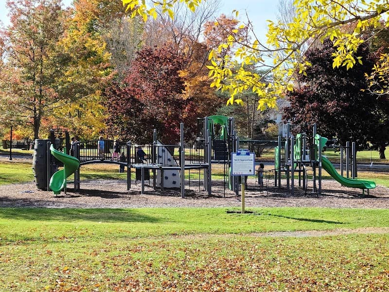 Broadway Park - Image 2