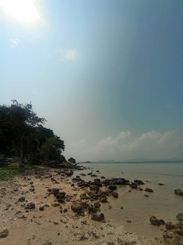 Pantai kelapa kunjir - Image 1