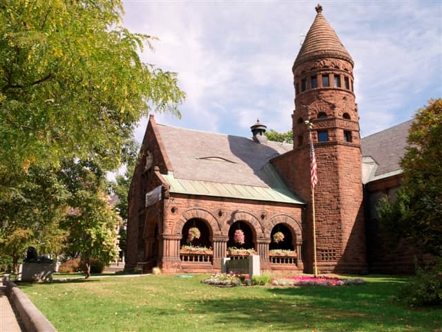 Fairbanks Museum & Planetarium - Image 1