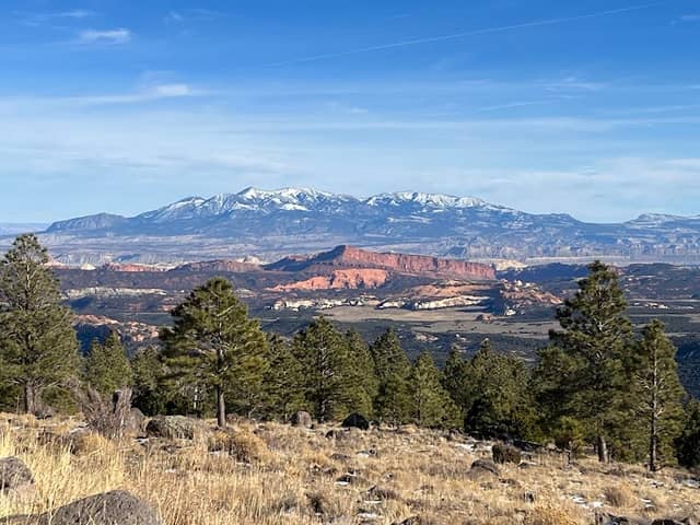 Larb Hollow Overlook - Image 1