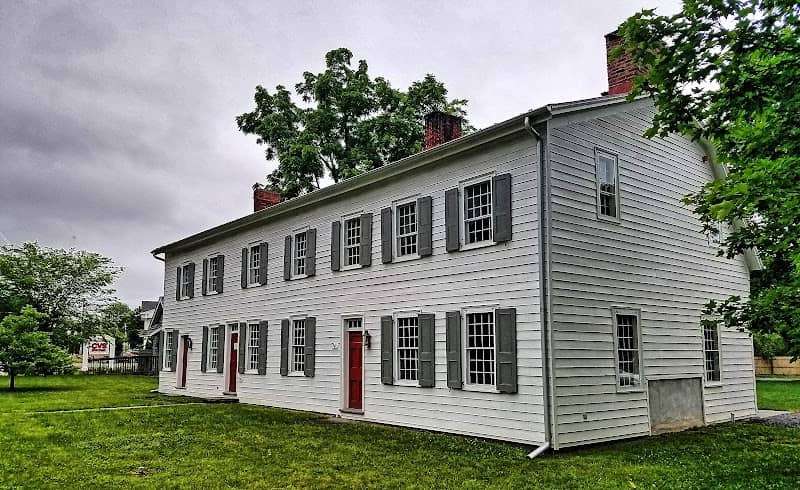 Elmendorph Inn - Image 2