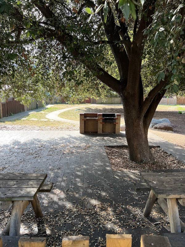 Vimy Drive Park - Image 1