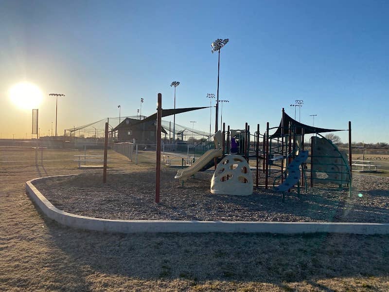 Southeast Canyon Park - Image 2