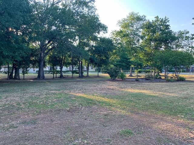 Somers Sunshine Park Of Orange Park - Image 2