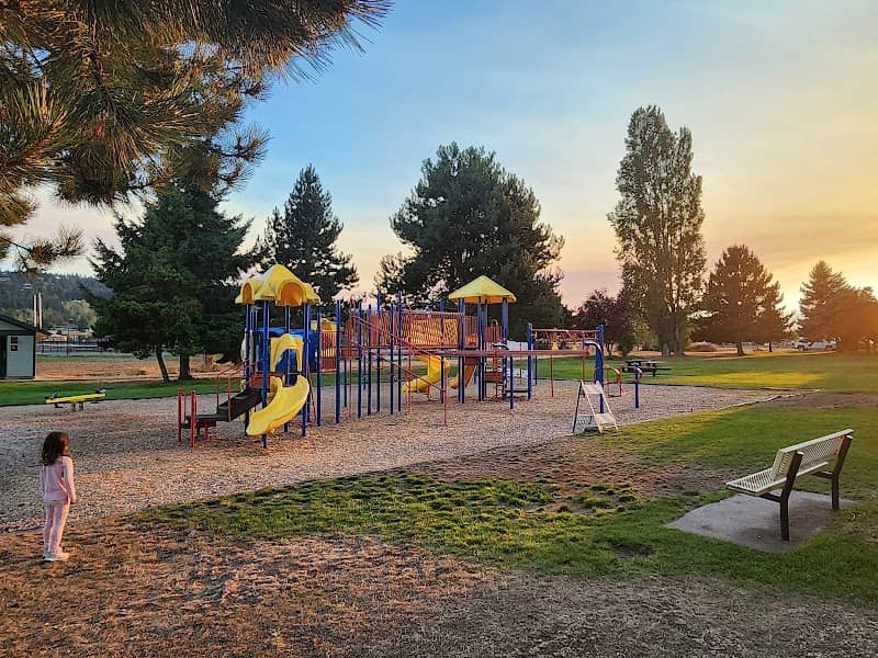 Carrie Blake Park - Image 2