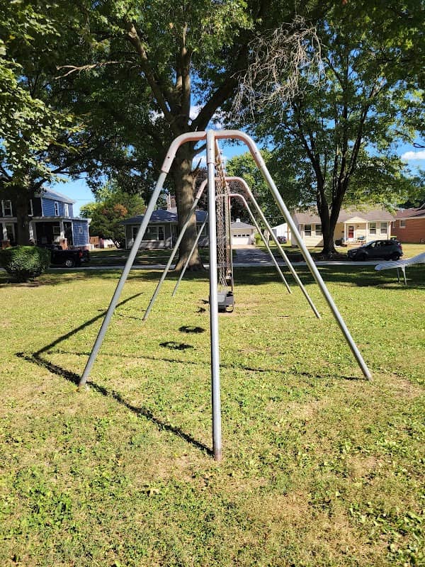East Park - Image 2
